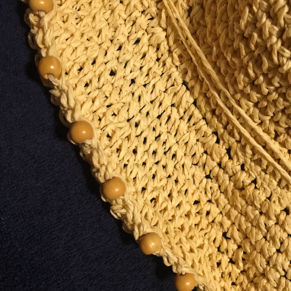 Beach hat - Picture 3 of 3